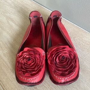 Red Floral Women's Loafers